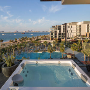 Caesars Palace Bluewaters Dubai